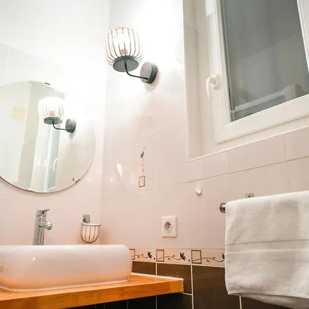 Le Boudoir, Spacieux T2, Centre Historique Appartement Montpellier